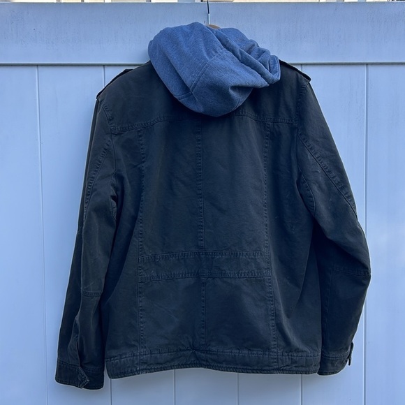 Levi's Cotton Sherpa Lined Trucker Jacket in MILITARY GREEN Size M Coat - Picture 14 of 14